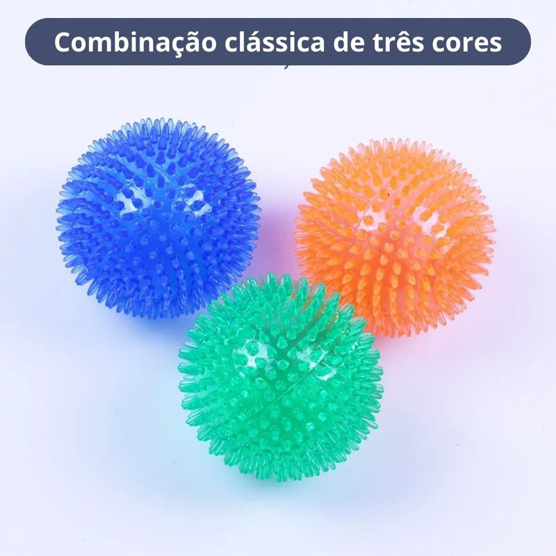 Bolinha elástica resistente com cerdas limpa dente. - Tamanhos e cores diversas.