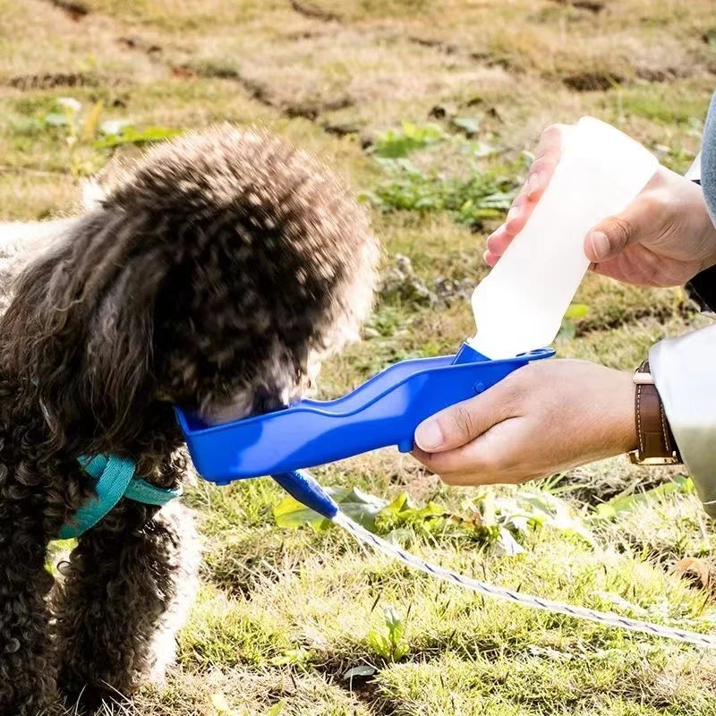 Garrafinha 250 e 500ml para cachorro.